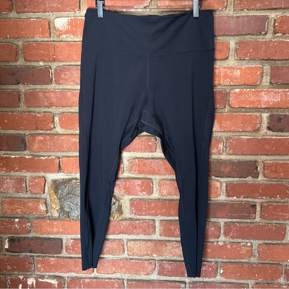 WellBeing + Being Well  Revolve black leggings size XL‎ raw hem crop